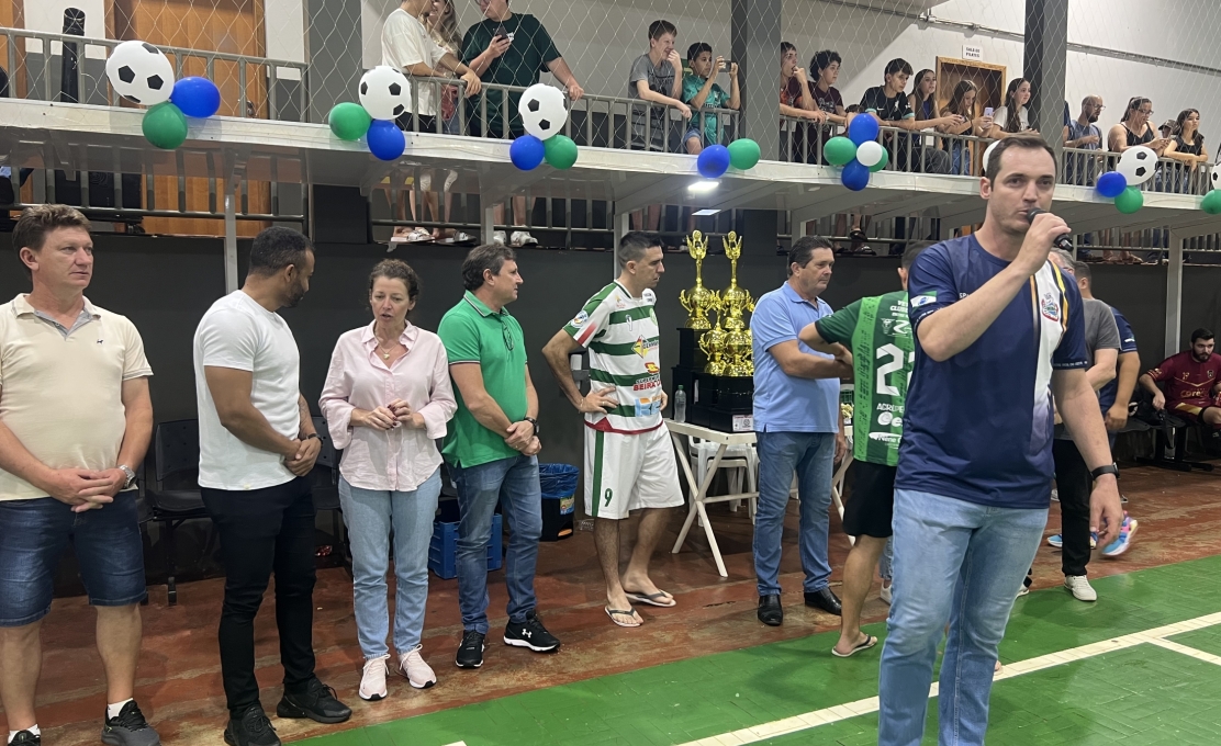 Final do Campeonato Municipal de Futsal de Entre Rios do Oeste consagra-se como ...