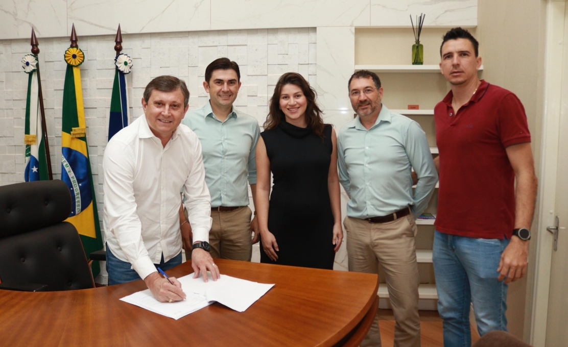 Entre Rios do Oeste firma parceria inédita com cooperativa de crédito e abre c...