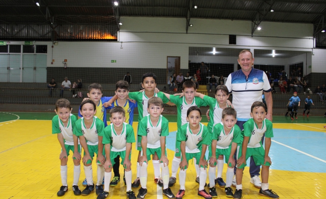 Entre Rios do Oeste e Quatro Pontes se enfrentam nas competições de Futsal Mas...