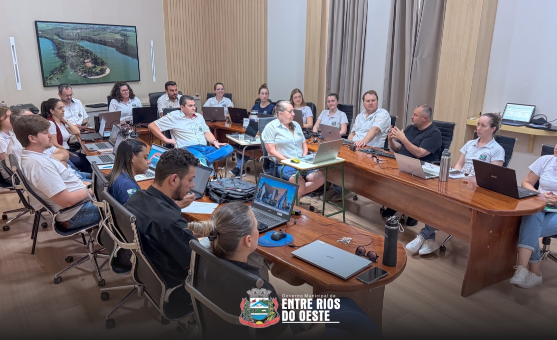 ENTRE RIOS DO OESTE INVESTE EM INOVAÇÃO E QUALIFICAÇÃO DOS SERVIDORES