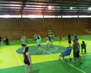20112899585a1ee5f7469569.18216382.jpg