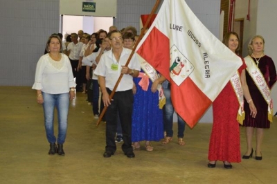 Clube de idosos de Entre Rios Festeja seus 29 anos