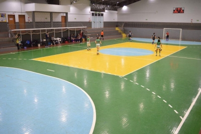 INAUGURADA NOVA ILUMINAÇÃO DO GINÁSIO DE ESPORTES DE ENTRE RIOS DO OESTE
