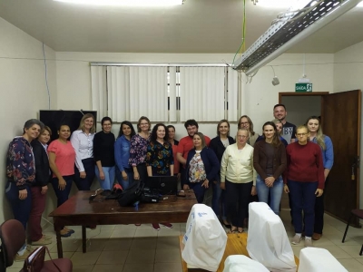Curso de corte e costura qualifica mão de obra e oferece oportunidades