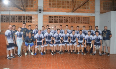 Elenco oficial do time Entre Rios Futsal/ Supermercado Beira Lago é apresentando