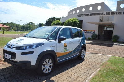 Assistência Social de Entre Rios do Oeste é beneficiada com novo veículo